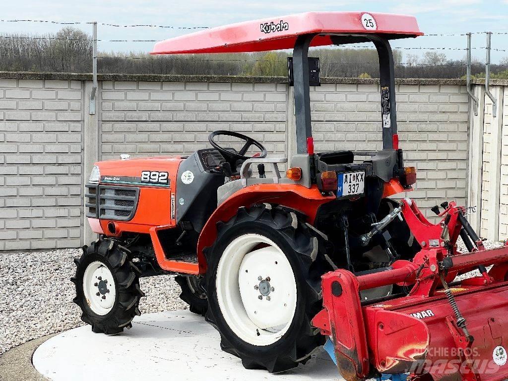 Kubota B92 Traktorok