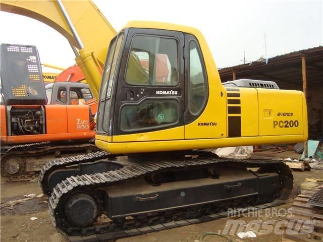 Komatsu PC 200 Lánctalpas kotrók