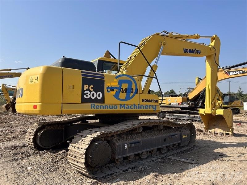 Komatsu PC 300 Lánctalpas kotrók
