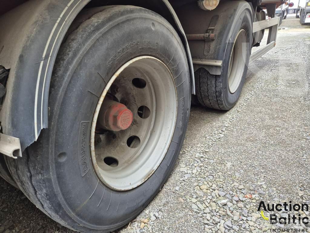 HFR BUSSBYGG KK18 Dobozos pótkocsik