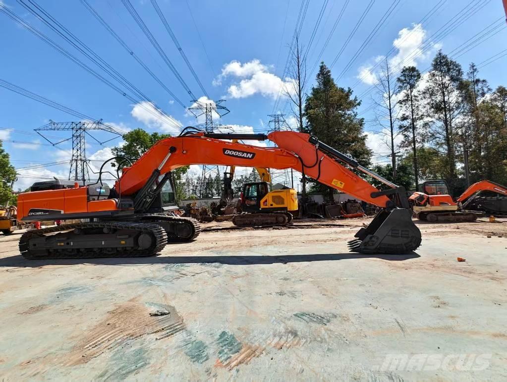 Doosan DX 380 LC Lánctalpas kotrók