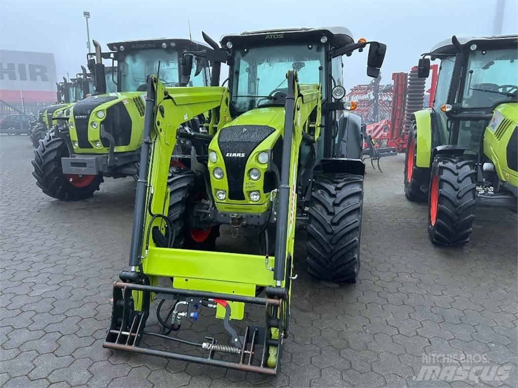 CLAAS Atos 220 Traktorok