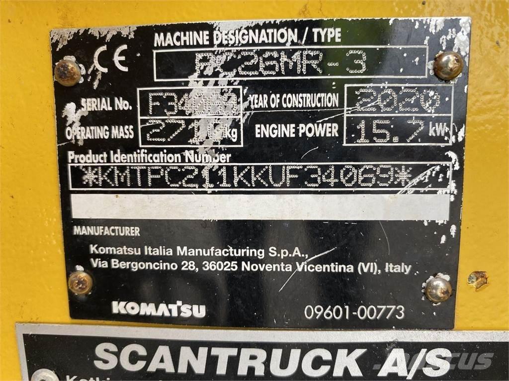 Komatsu PC26MR-3 Gumikerekes kotrók