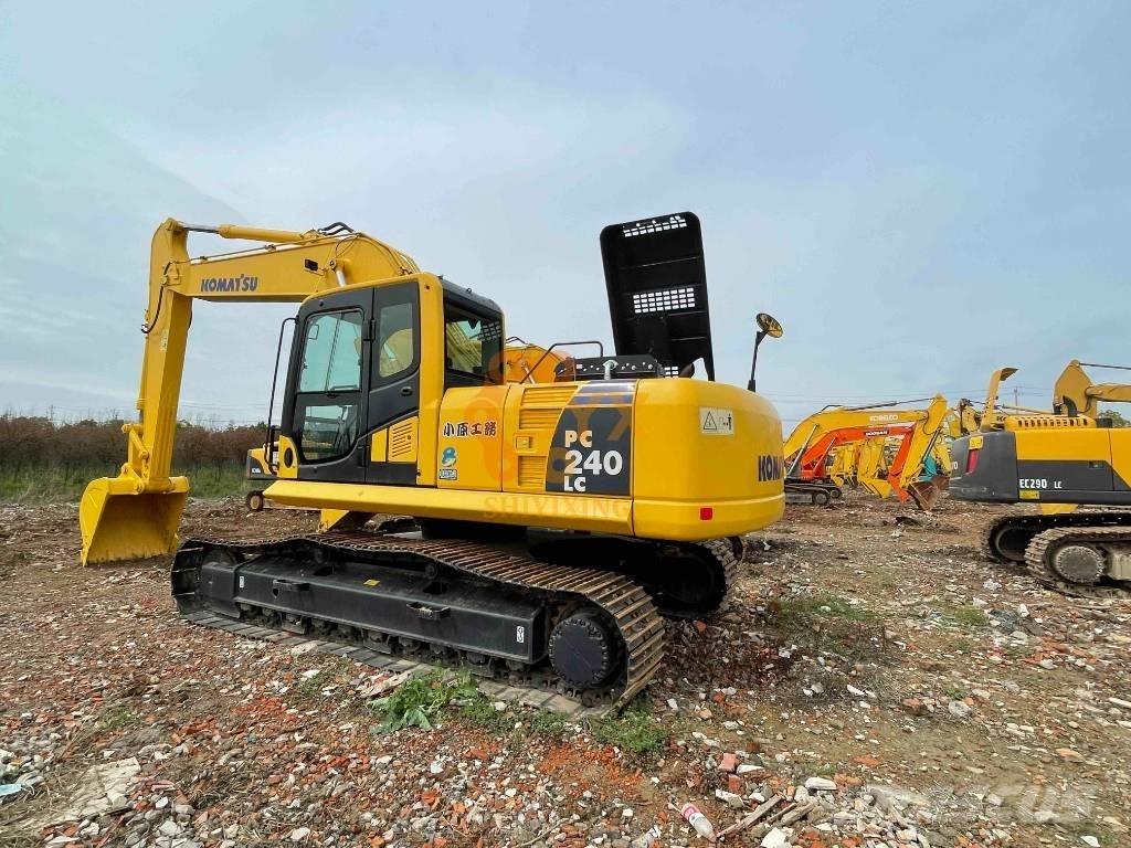 Komatsu PC 240 LC-8 Lánctalpas kotrók
