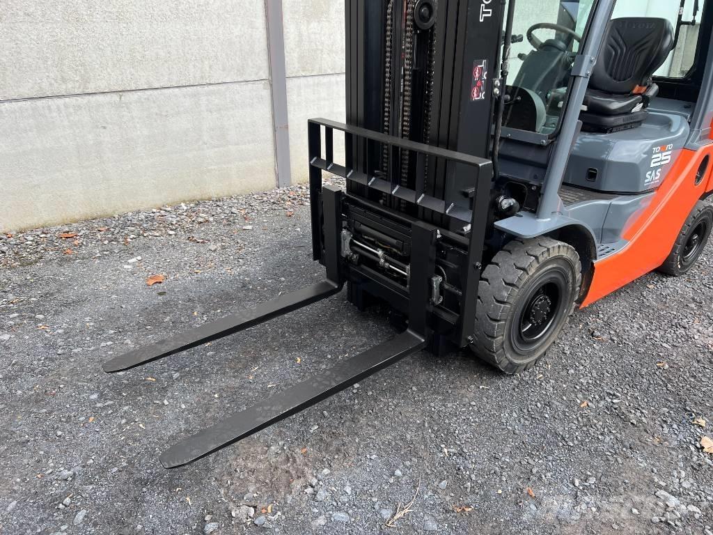 Toyota 02-8 FDF 25 Dízel targoncák