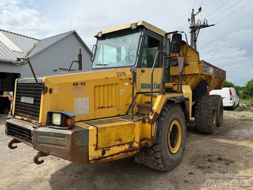 Komatsu HM300-1 Csuklósdömperek