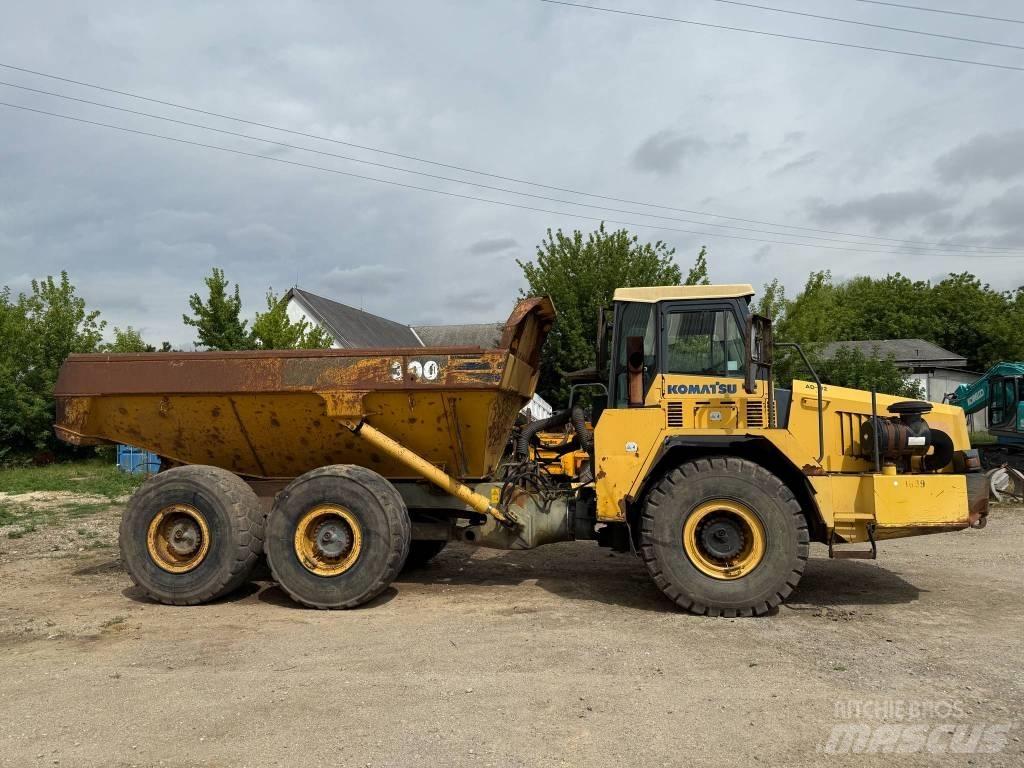Komatsu HM300-1 Csuklósdömperek