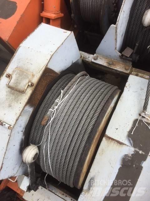 Hitachi KH 230-3 Lánctalpas daruk