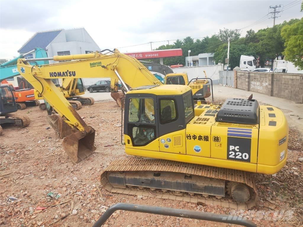 Komatsu PC220-7 Lánctalpas kotrók