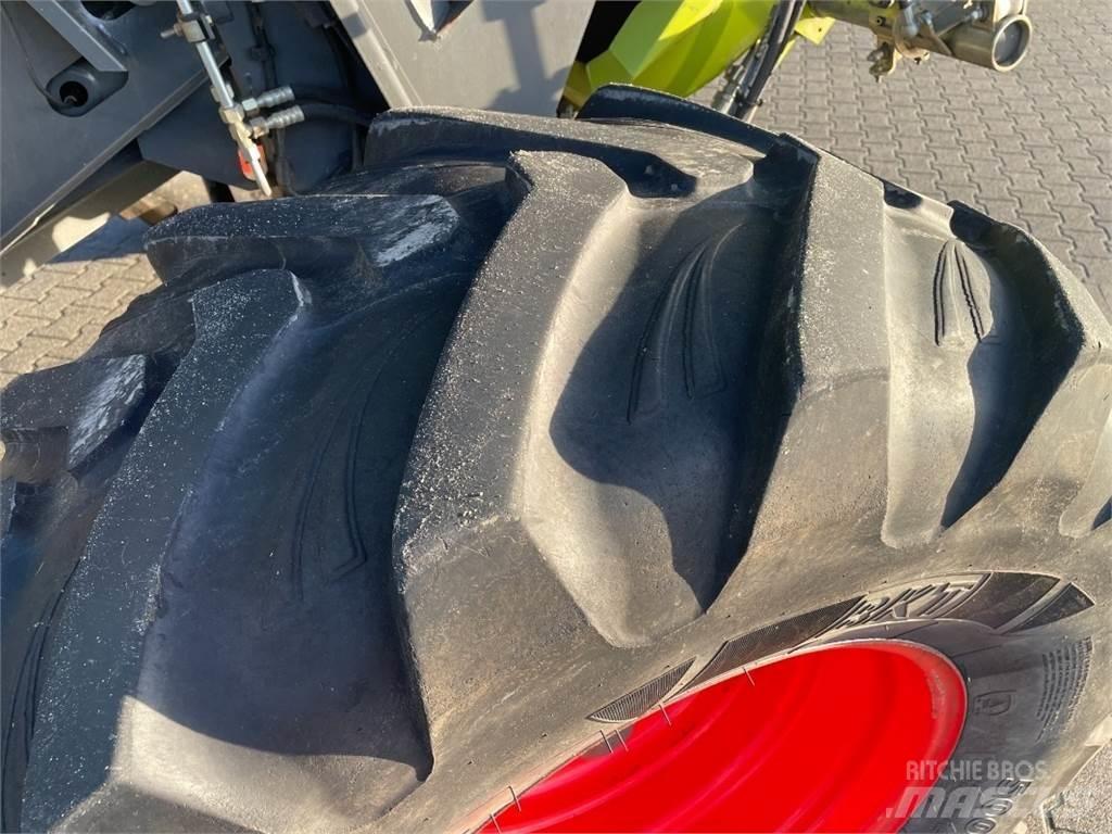 CLAAS Lexion 440 Kombájnok