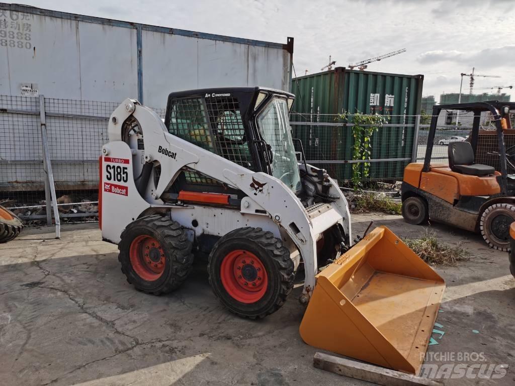 Bobcat S185 Kompaktrakodók