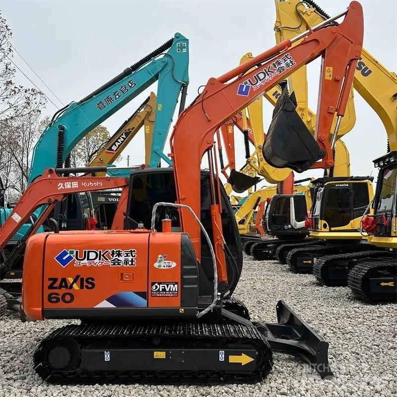 Hitachi ZX 60 Mini kotrók < 7t