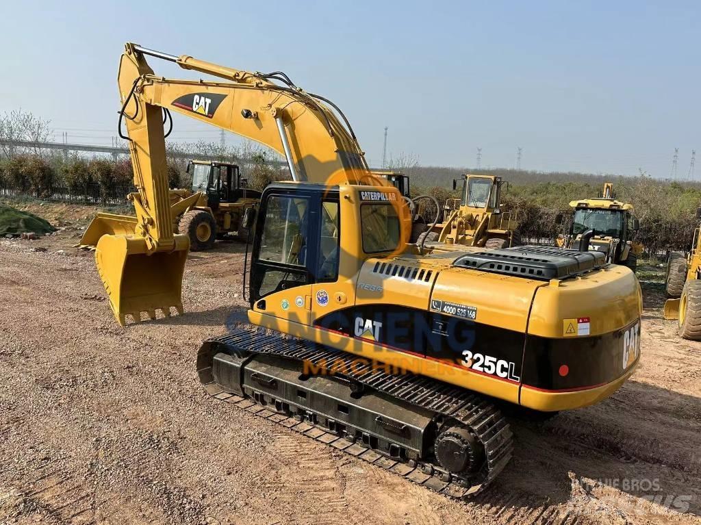 CAT 325 CL Lánctalpas kotrók