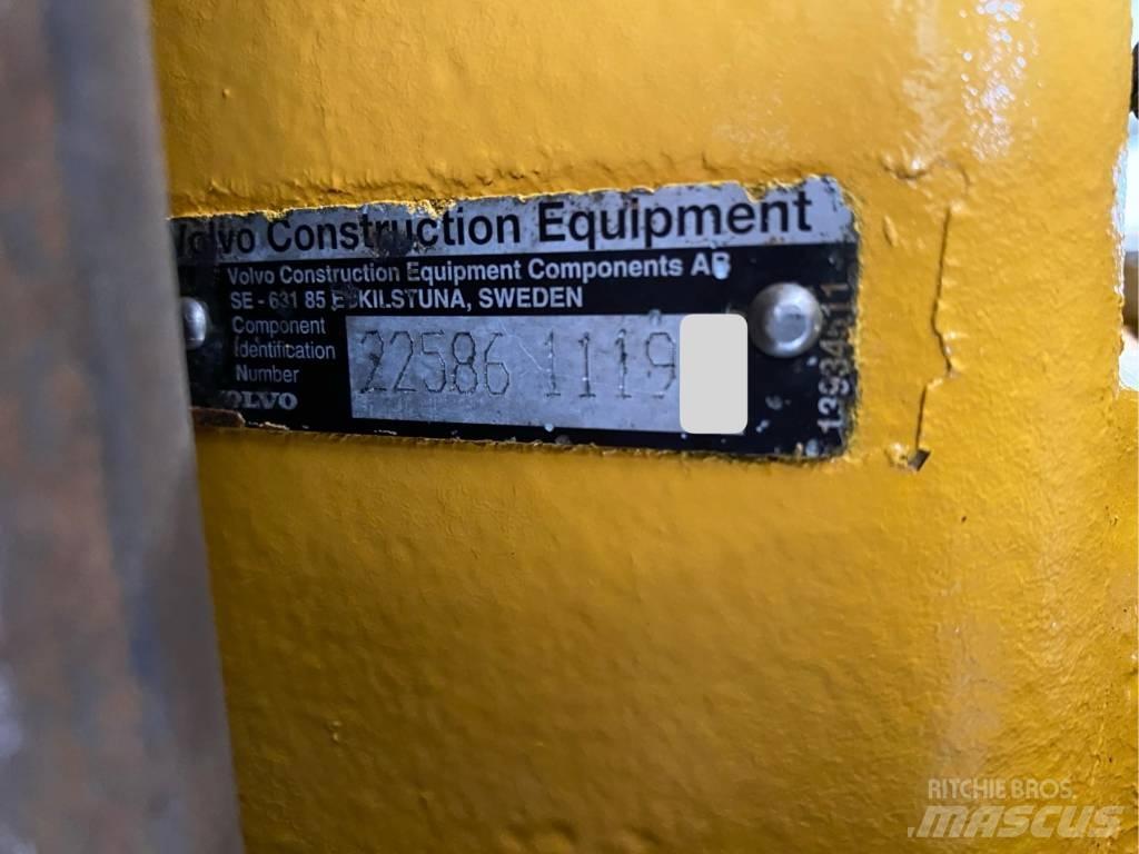 Volvo L 150 G Gumikerekes homlokrakodók