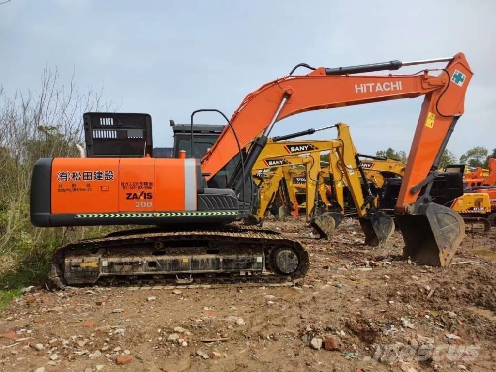 Hitachi ZX200 Lánctalpas kotrók