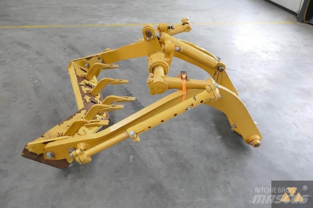 CAT 140M Scarifier Egyéb alkatrészek