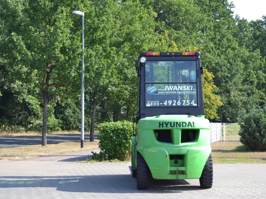 Hyundai 30 D-7 Dízel targoncák