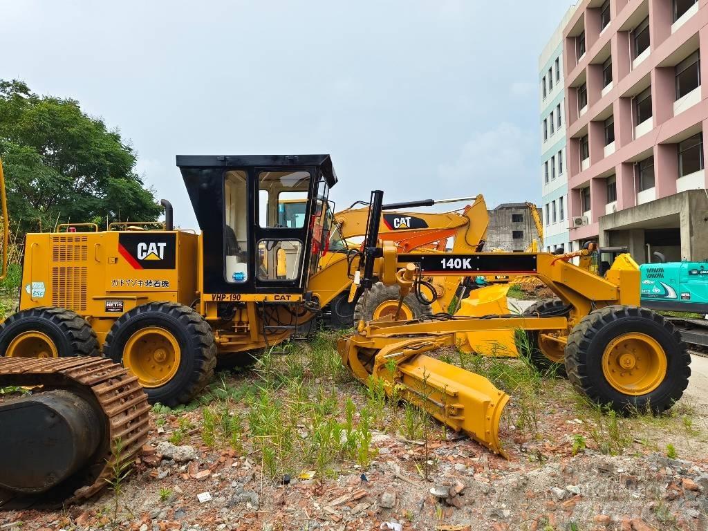 CAT 140K Gréderek