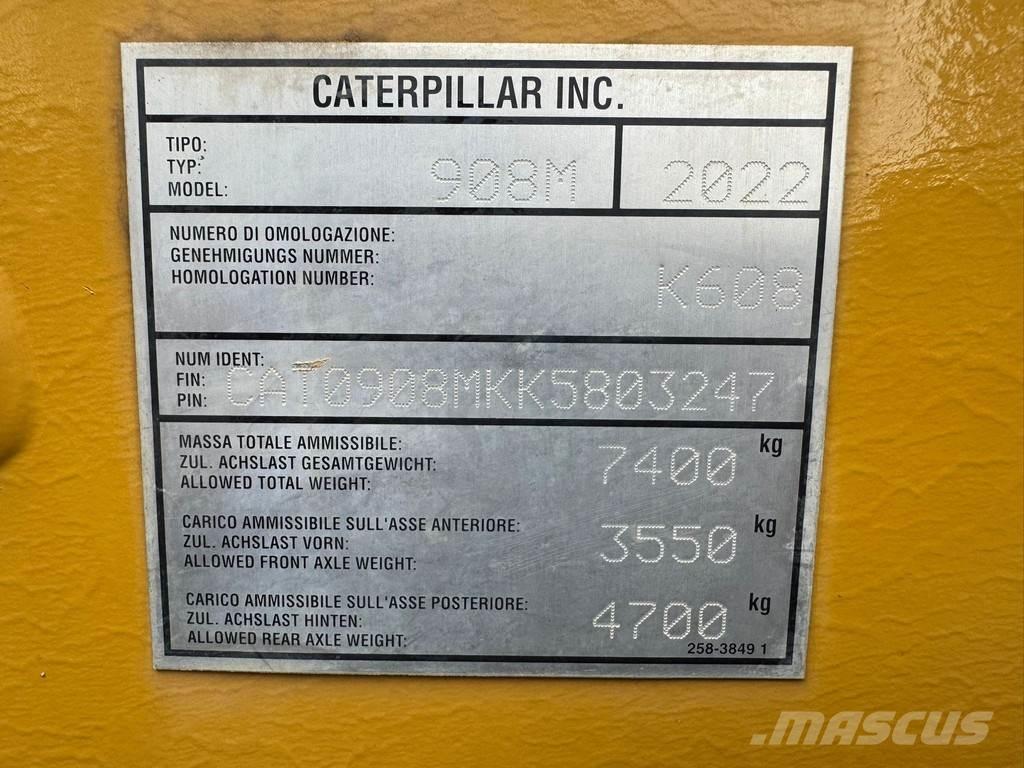 CAT 908M Gumikerekes homlokrakodók