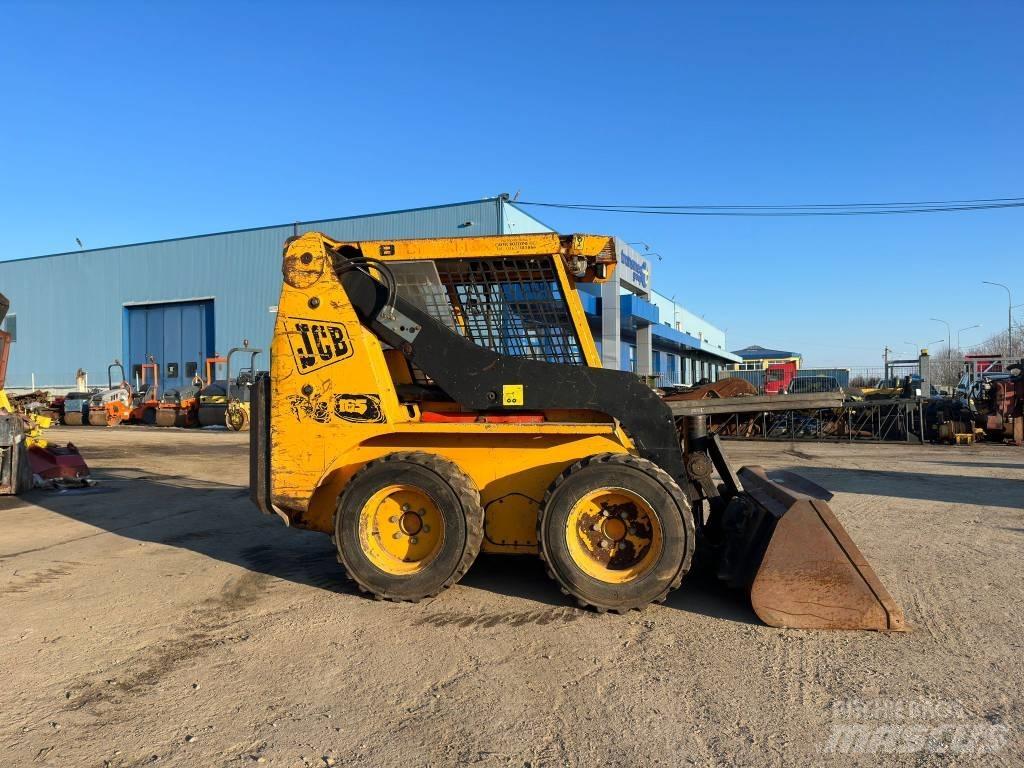 JCB 165 Kompaktrakodók