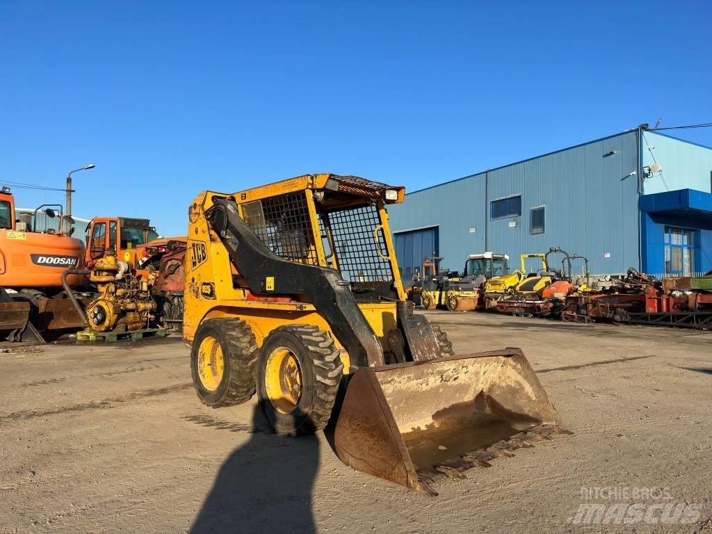 JCB 165 Kompaktrakodók