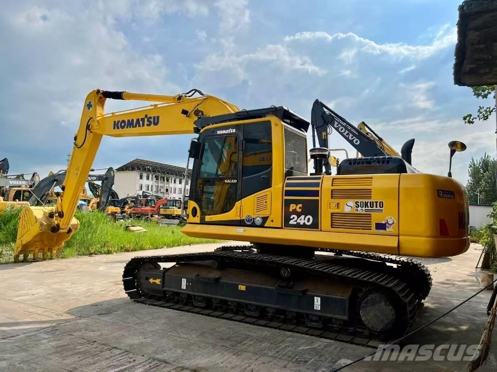 Komatsu PC 240 Lánctalpas kotrók