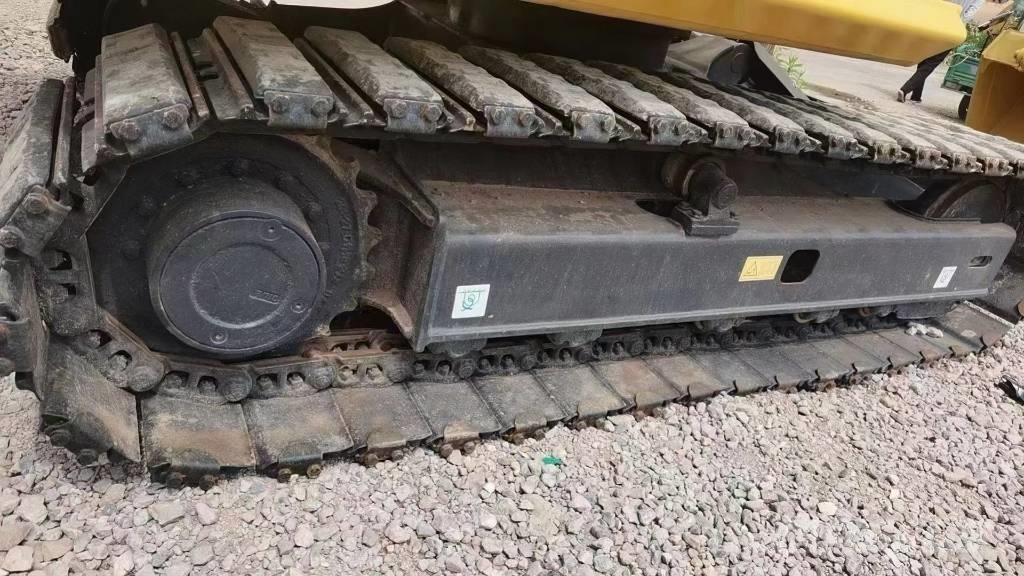 Komatsu PC 70-8 Mini kotrók < 7t