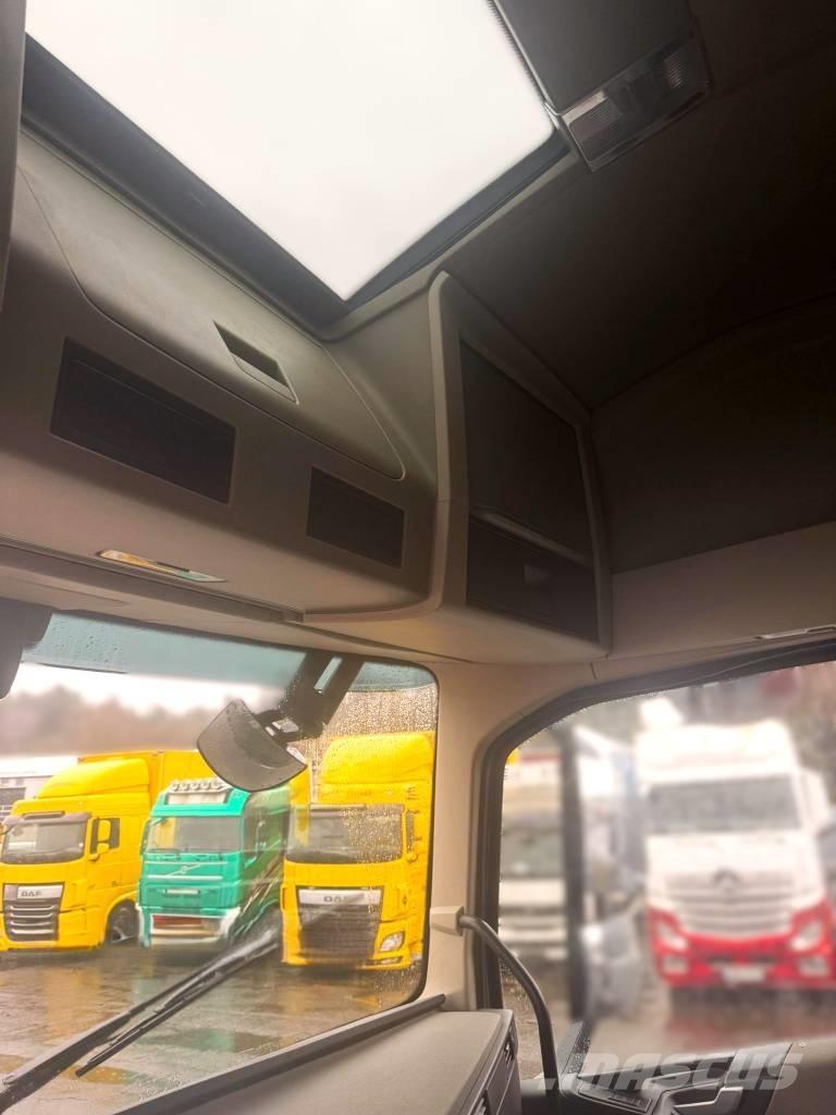 Volvo FH 13 460 Fülkés alváz