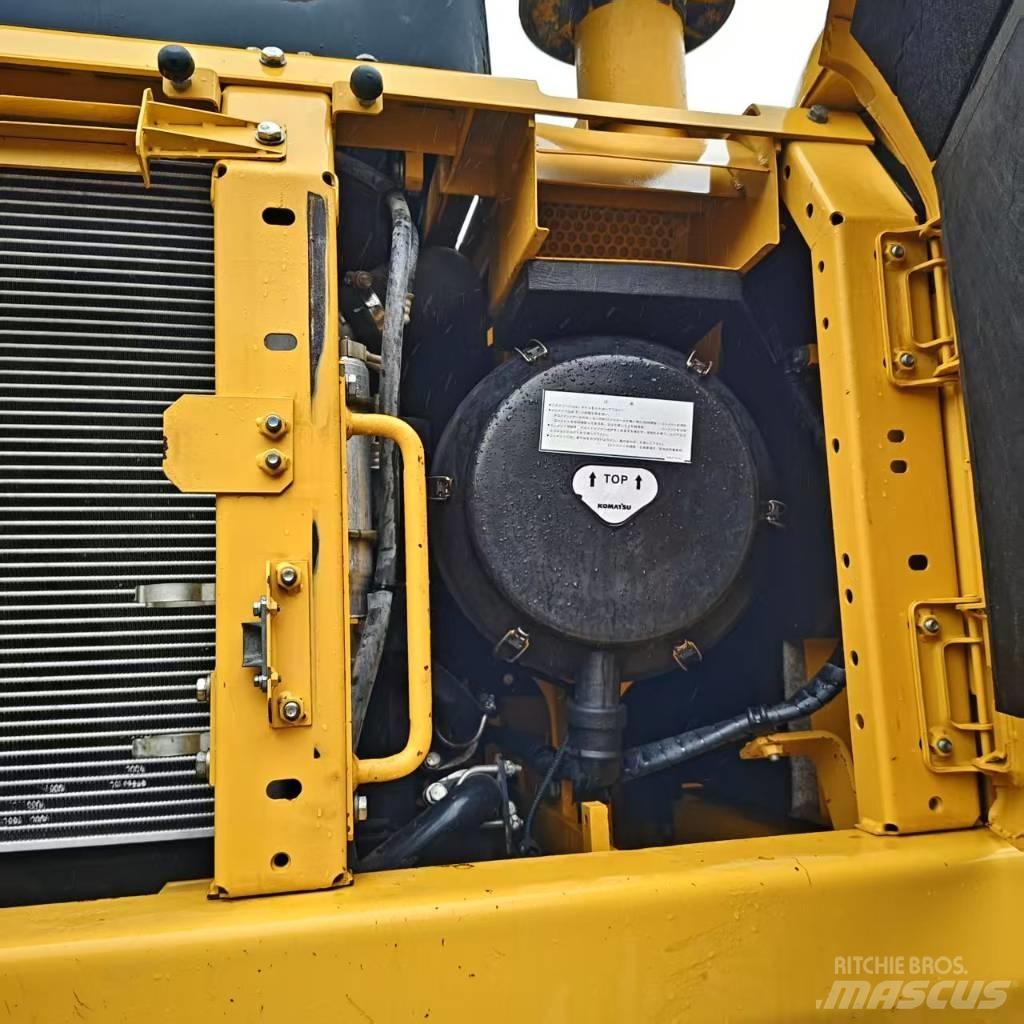 Komatsu PC400-8 Lánctalpas kotrók