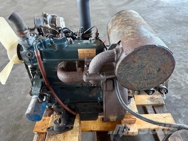 Kubota D 722-E Motorok