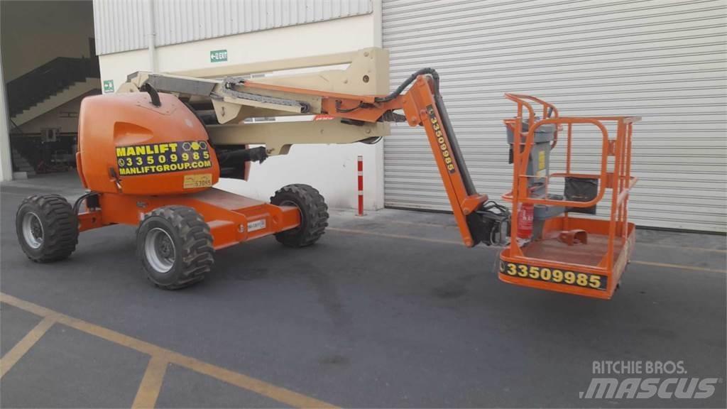 JLG 450AJSII Karos emelők