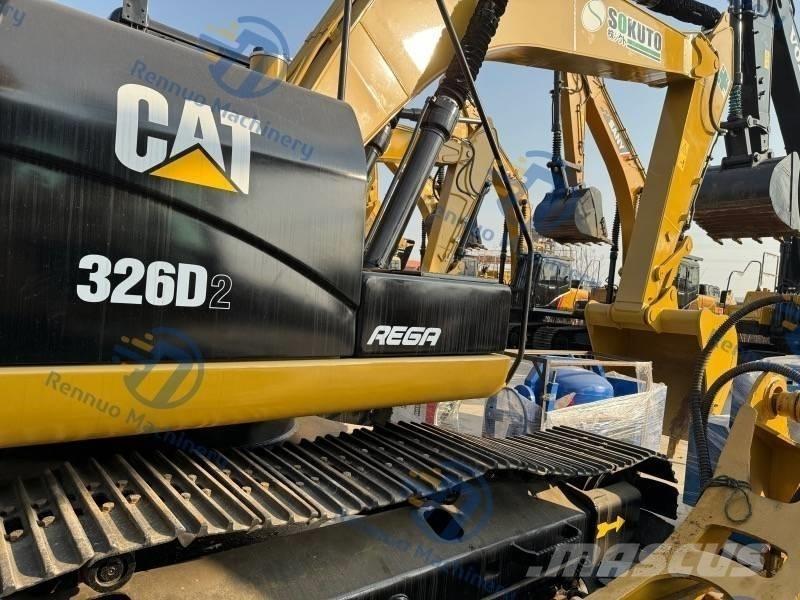 CAT 326D2 Lánctalpas kotrók