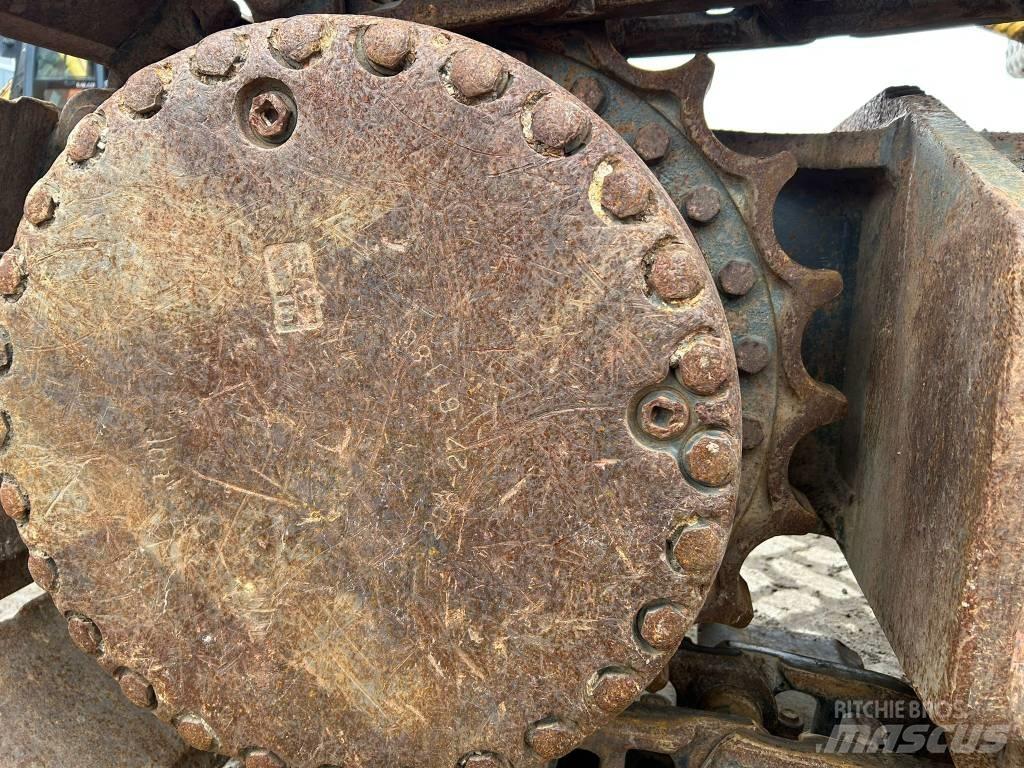 Komatsu PC 450 LC-6 Lánctalpas kotrók