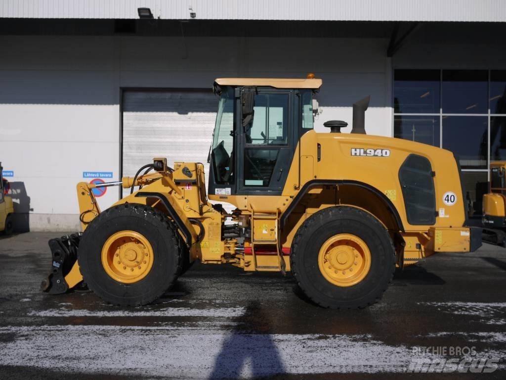 Hyundai HL 940 Gumikerekes homlokrakodók