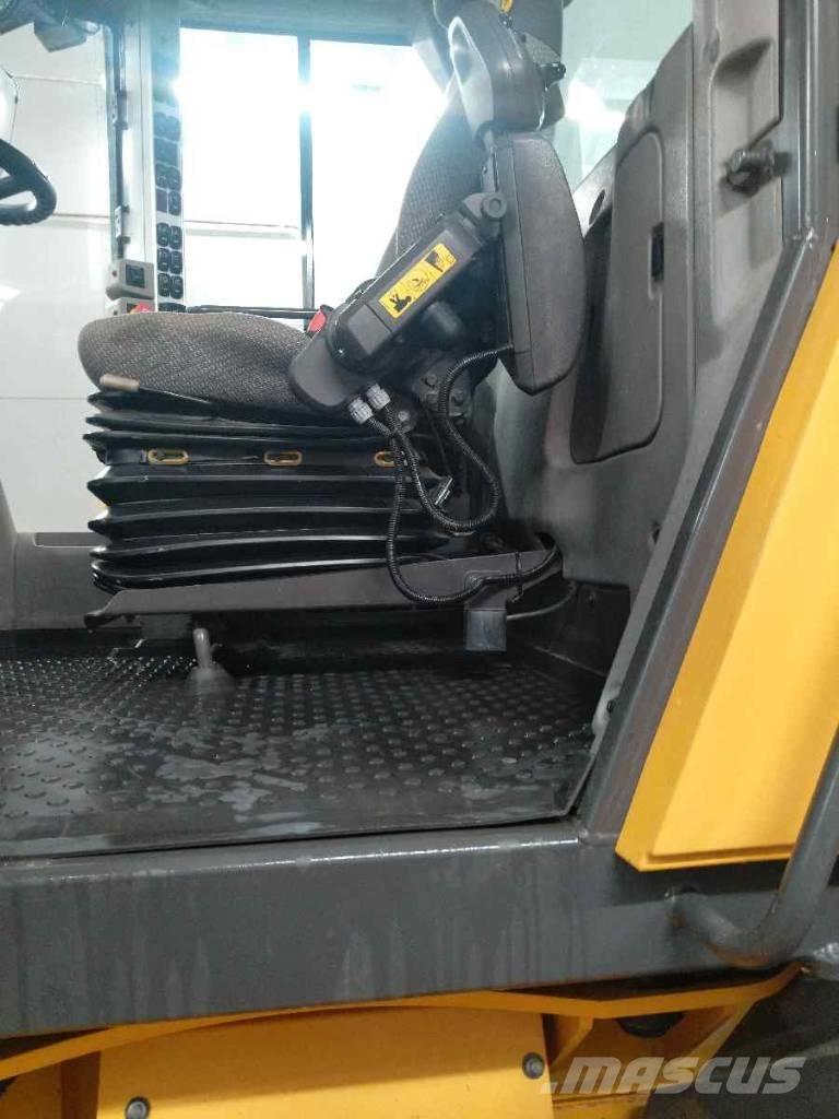 Volvo L 70 H Gumikerekes homlokrakodók
