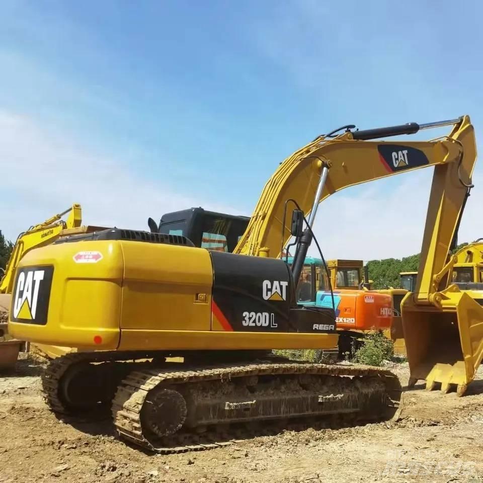 CAT 320 D L Közepes (midi) kotrók 7 t - 12 t