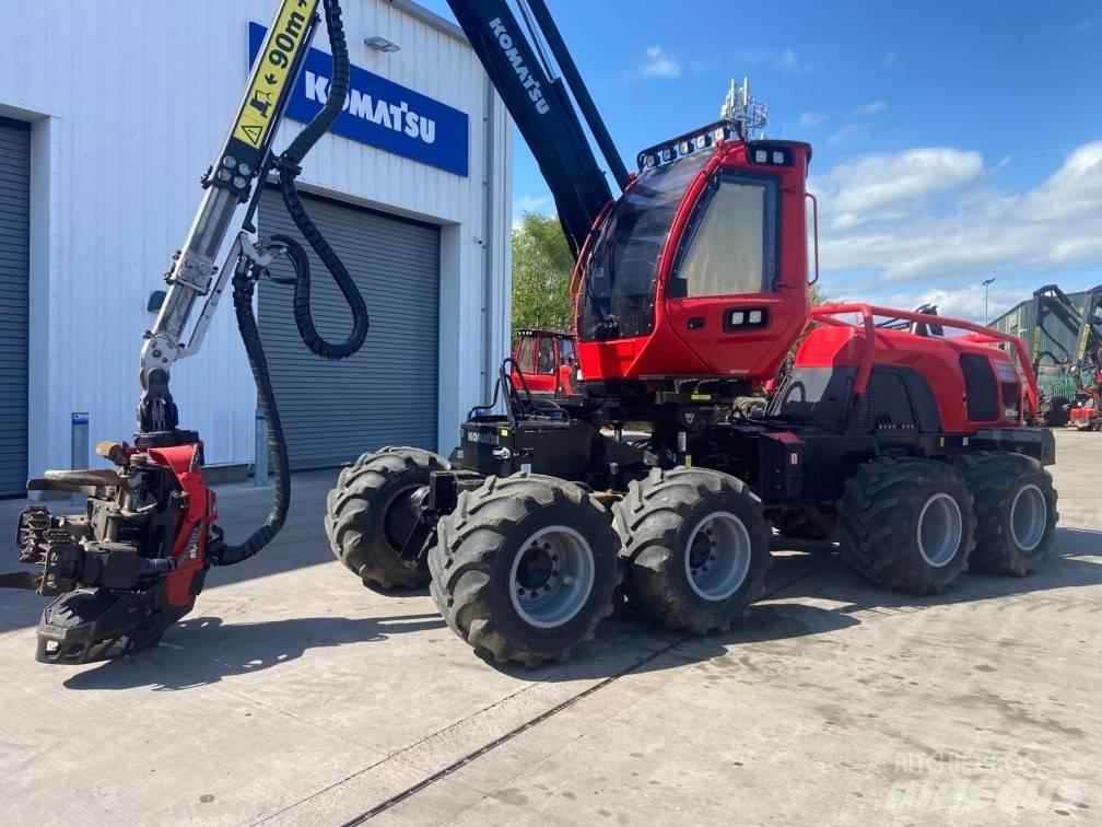 Komatsu 901XC Betakarítók