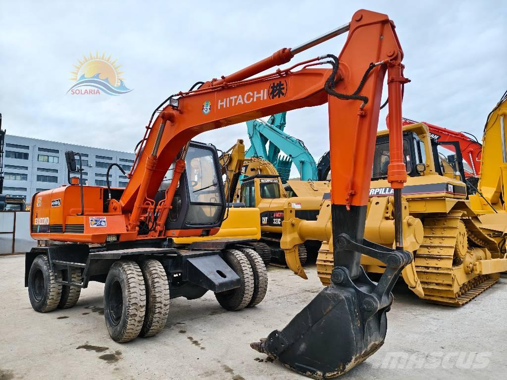 Hitachi EX 100 W D Gumikerekes kotrók