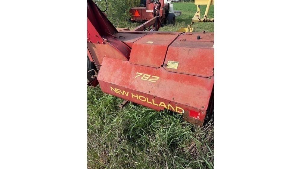 New Holland 782 Szecskázók