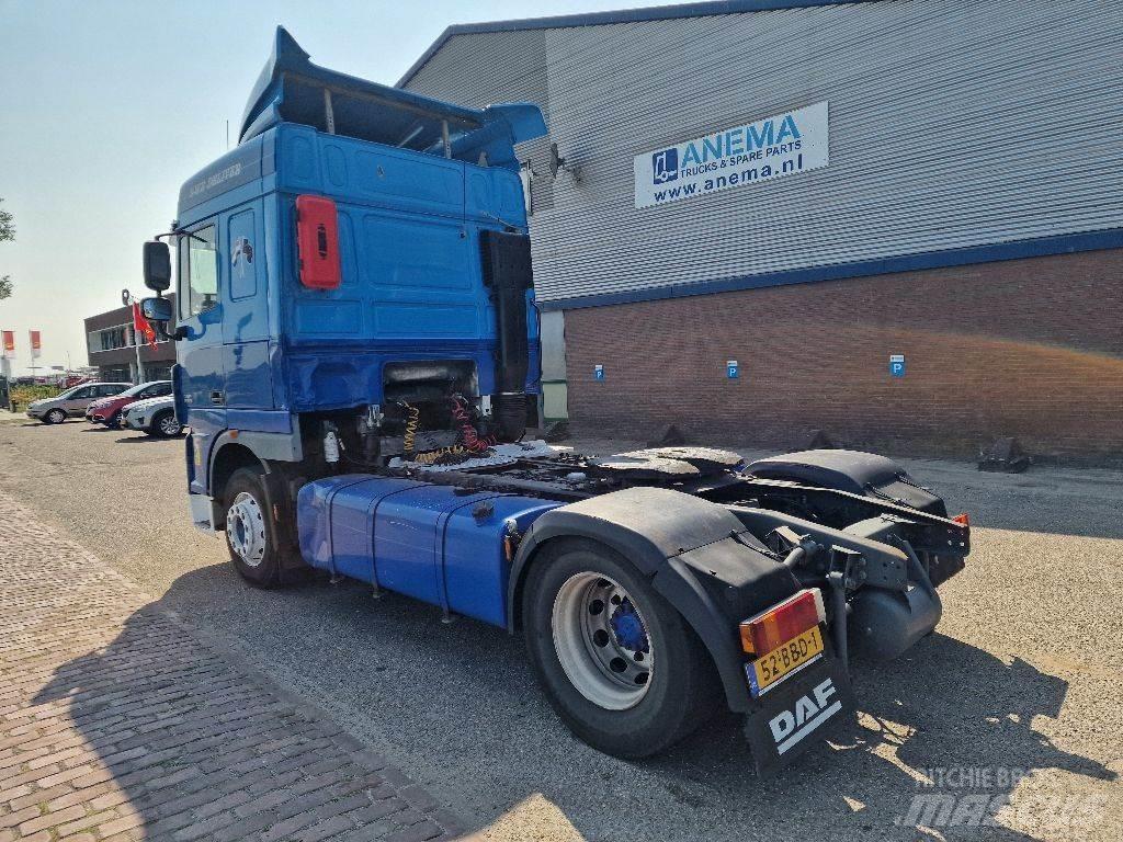 DAF XF105.460 Nyergesvontatók