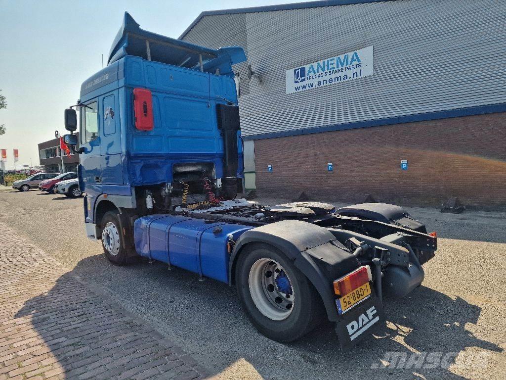 DAF XF105.460 Nyergesvontatók