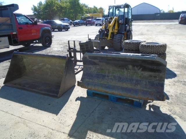 Wacker Neuson WL 30 Gumikerekes homlokrakodók