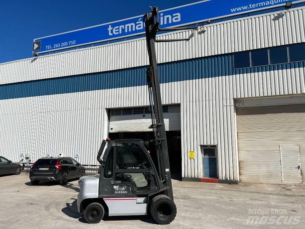 Nissan DX 30 Dízel targoncák