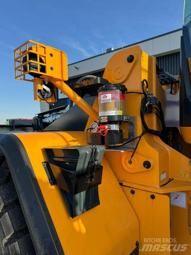 Hyundai HL960A HD Gumikerekes homlokrakodók
