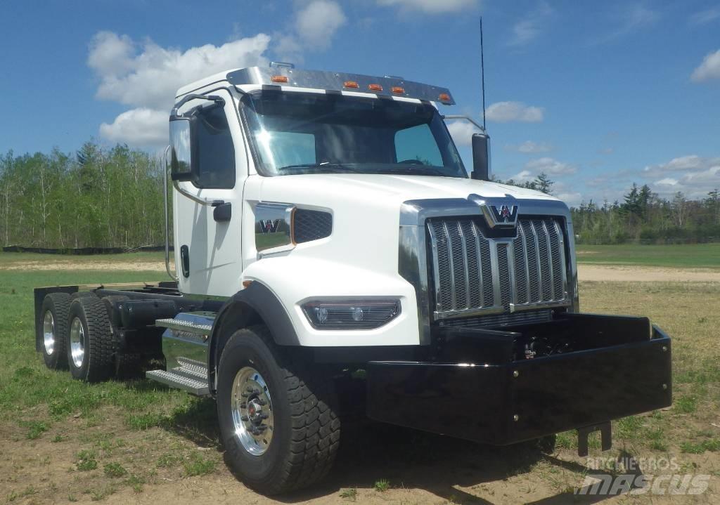 Western Star 47 X Fülkés alváz