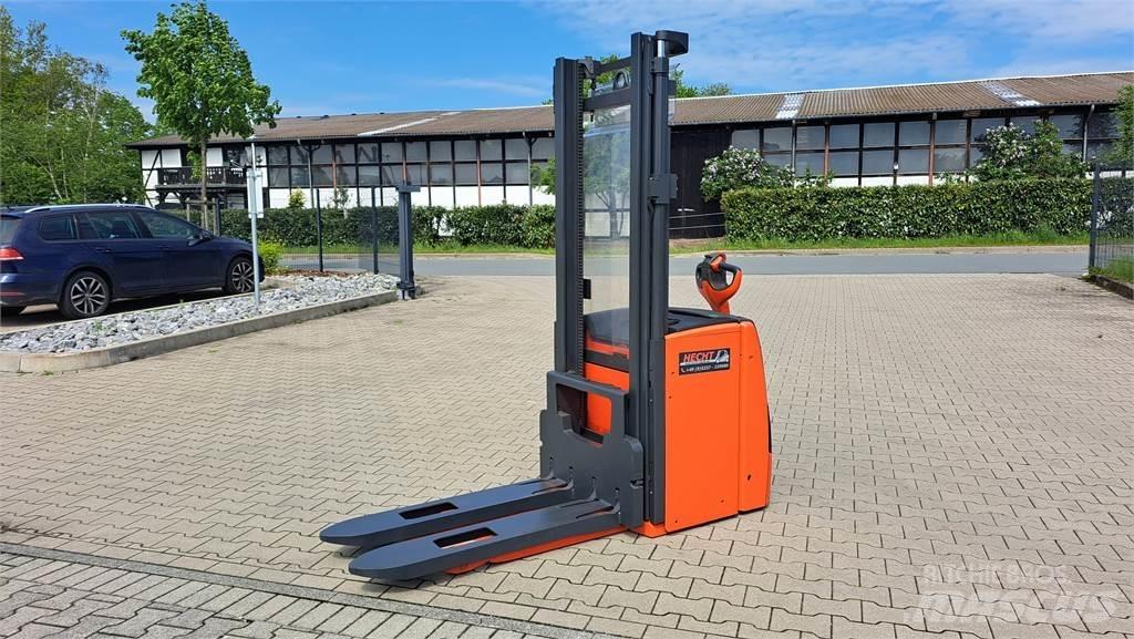 Linde L20 Gyalogkíséretű targonca