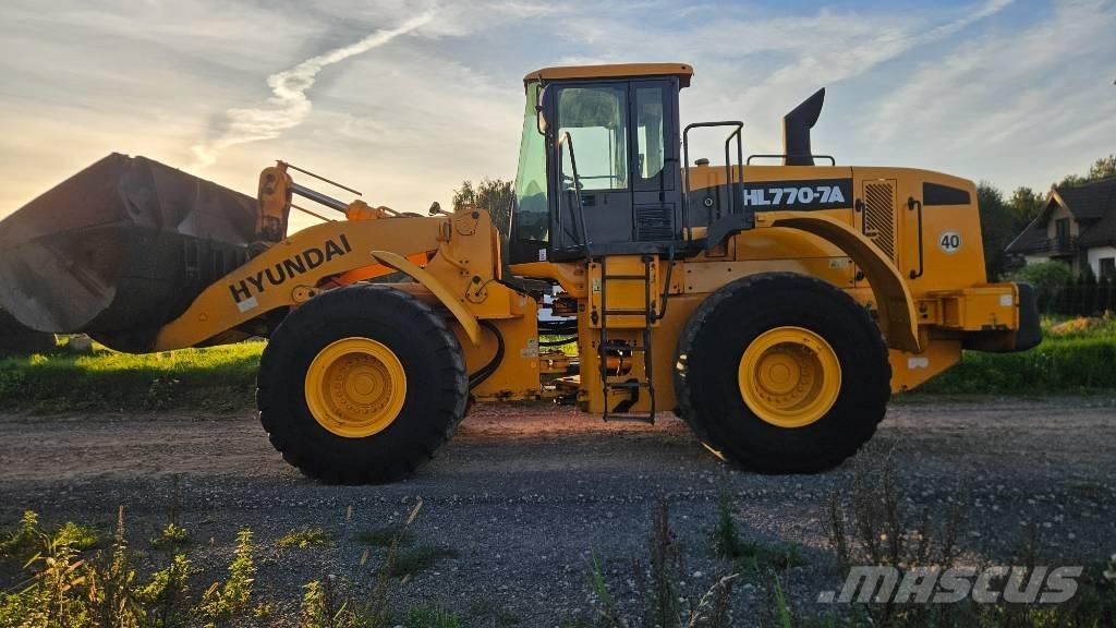 Hyundai HL 770-7 A Gumikerekes homlokrakodók