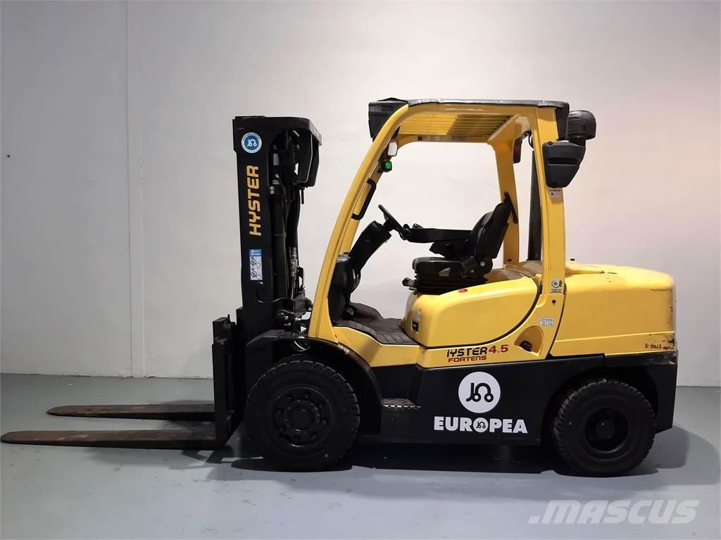 Hyster H4 5FTS5 Dízel targoncák
