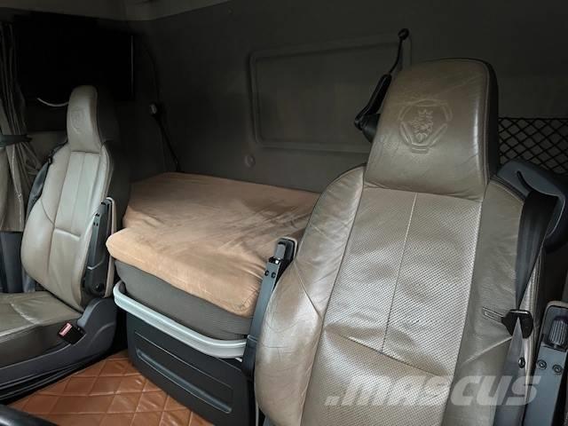 Scania R 730 Nyergesvontatók