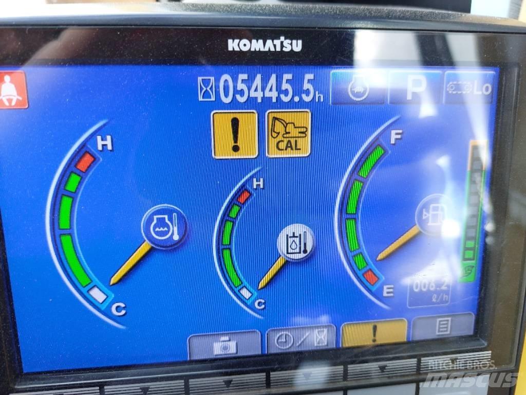 Komatsu PC210LCI-10 Lánctalpas kotrók